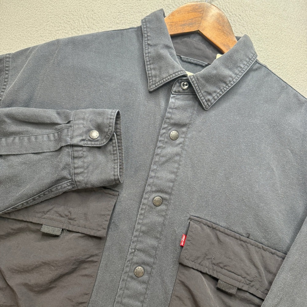 Levi Oversized Button Up Shirt Mens Medium Black Lyocell Cotton Utility Gorpcore